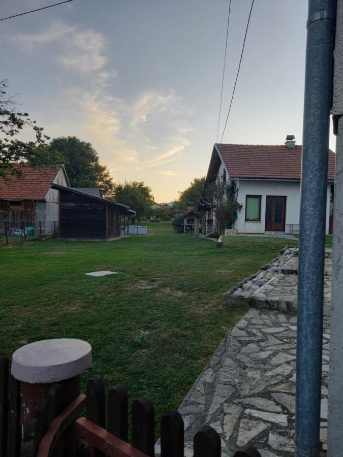 Ferienwohnung Apartman Ivano Gospić Exterior foto