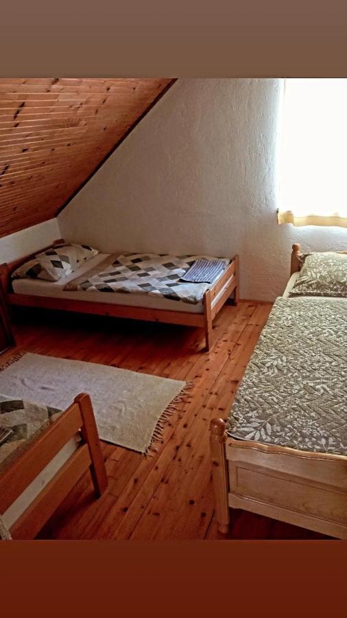 Ferienwohnung Apartman Ivano Gospić Exterior foto
