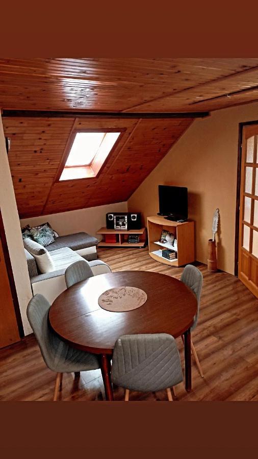 Ferienwohnung Apartman Ivano Gospić Exterior foto
